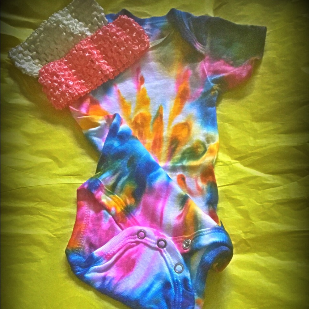 🔥 Handmade Tie Dye onsie with headbands